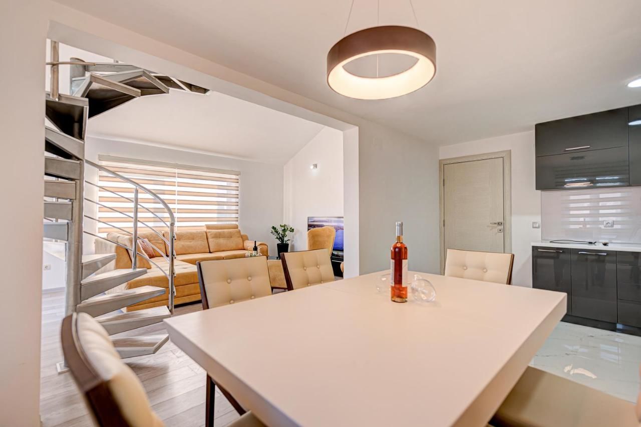 Апартаменты Kruna Apartments Тиват-23