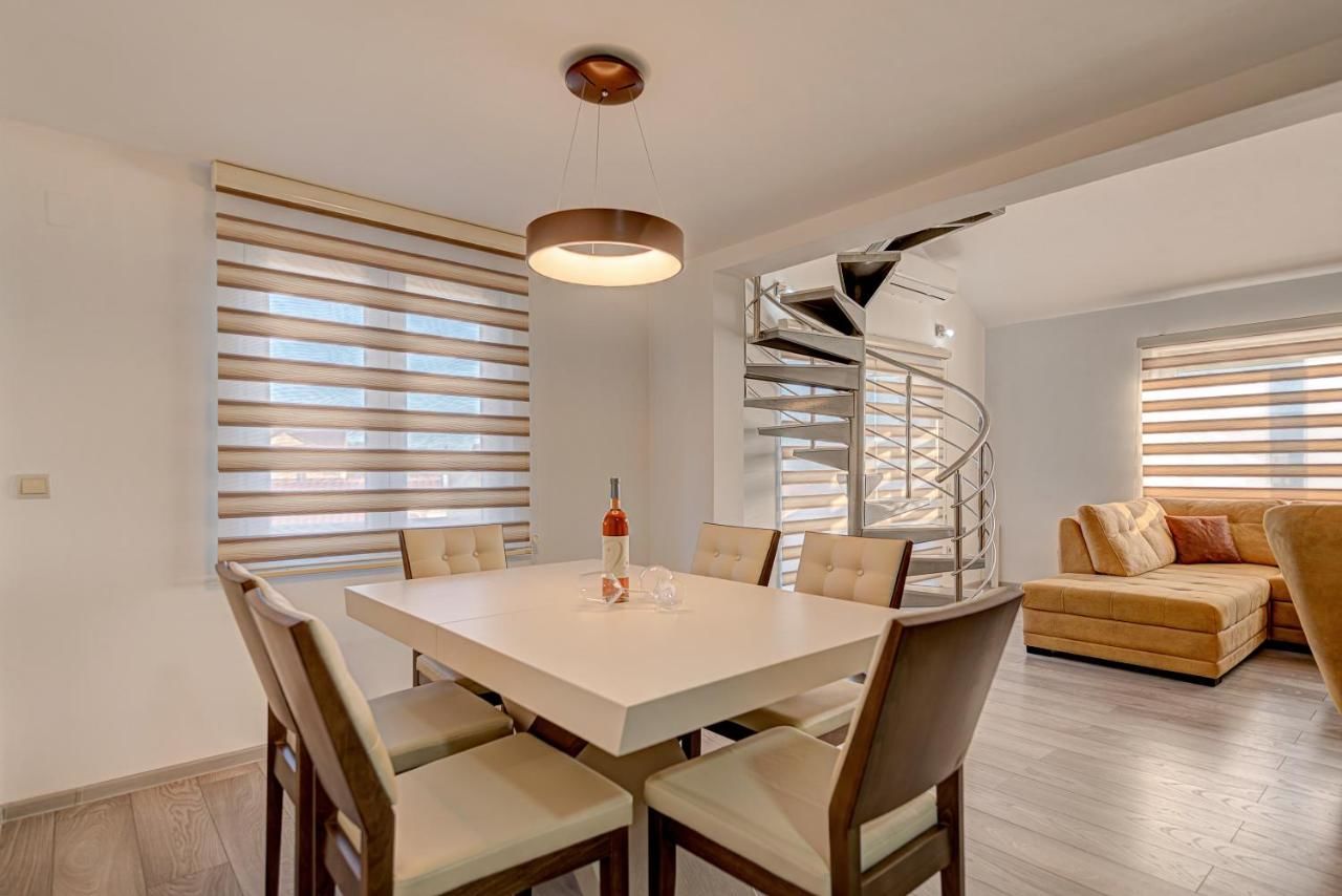 Апартаменты Kruna Apartments Тиват-8